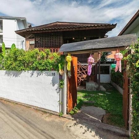 Nearthepark Backpack House Ostello Chiang Mai Esterno foto